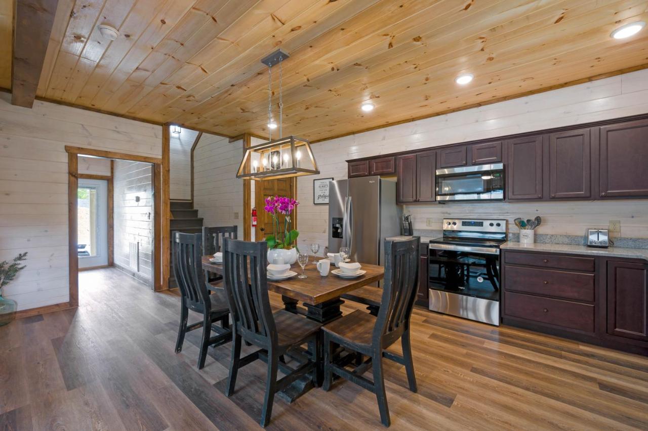 Osprey Nest Cottage Modern New Cabin Pigeon Forge Exterior photo