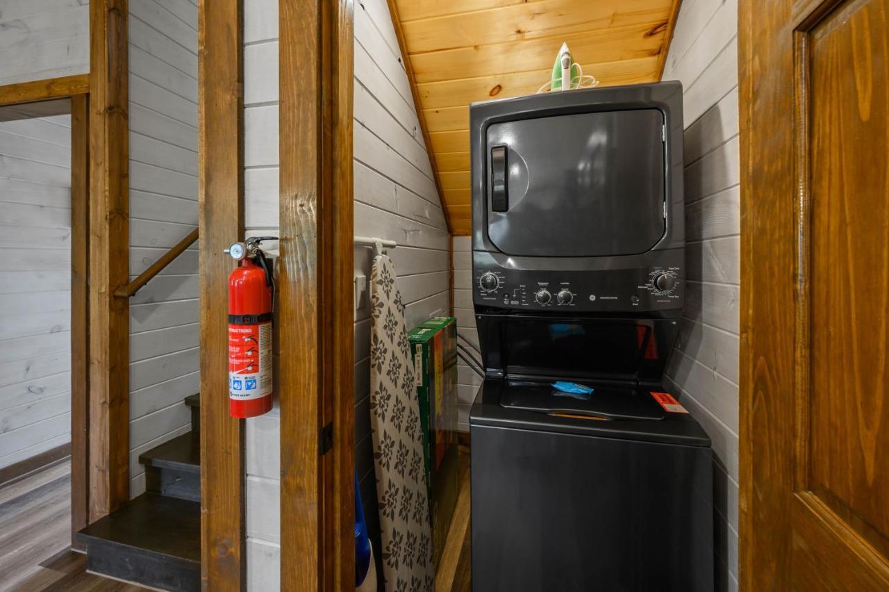 Osprey Nest Cottage Modern New Cabin Pigeon Forge Exterior photo