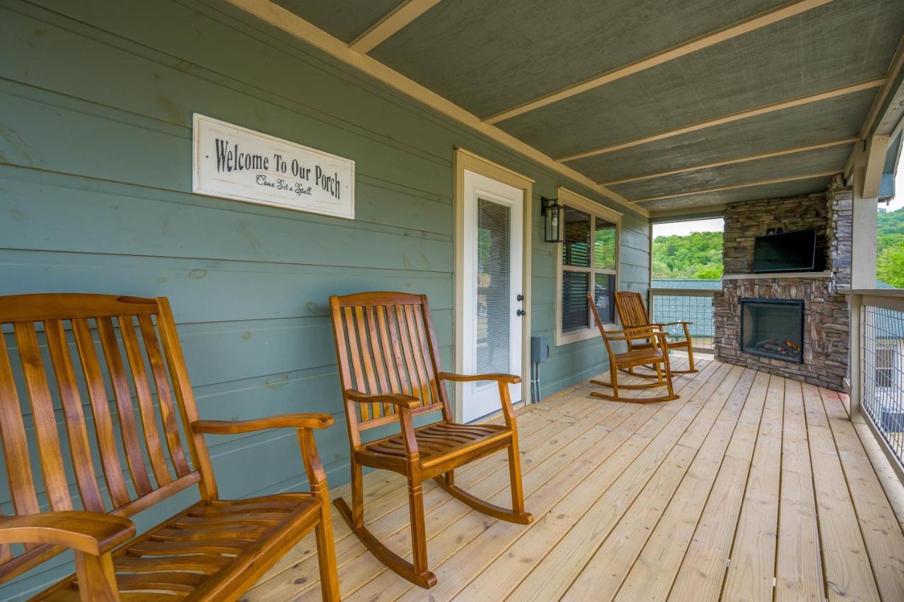 Osprey Nest Cottage Modern New Cabin Pigeon Forge Exterior photo