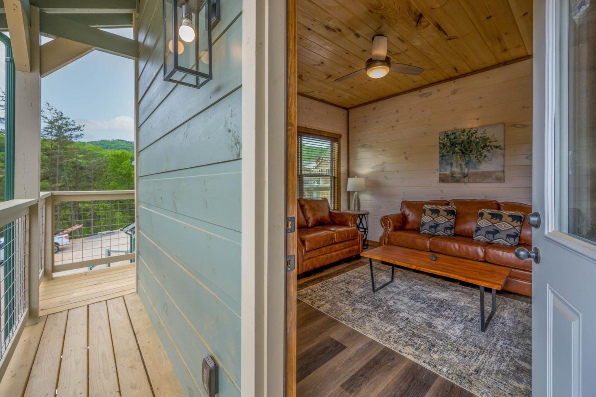 Osprey Nest Cottage Modern New Cabin Pigeon Forge Exterior photo