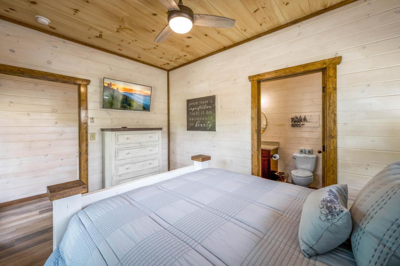 Osprey Nest Cottage Modern New Cabin Pigeon Forge Exterior photo